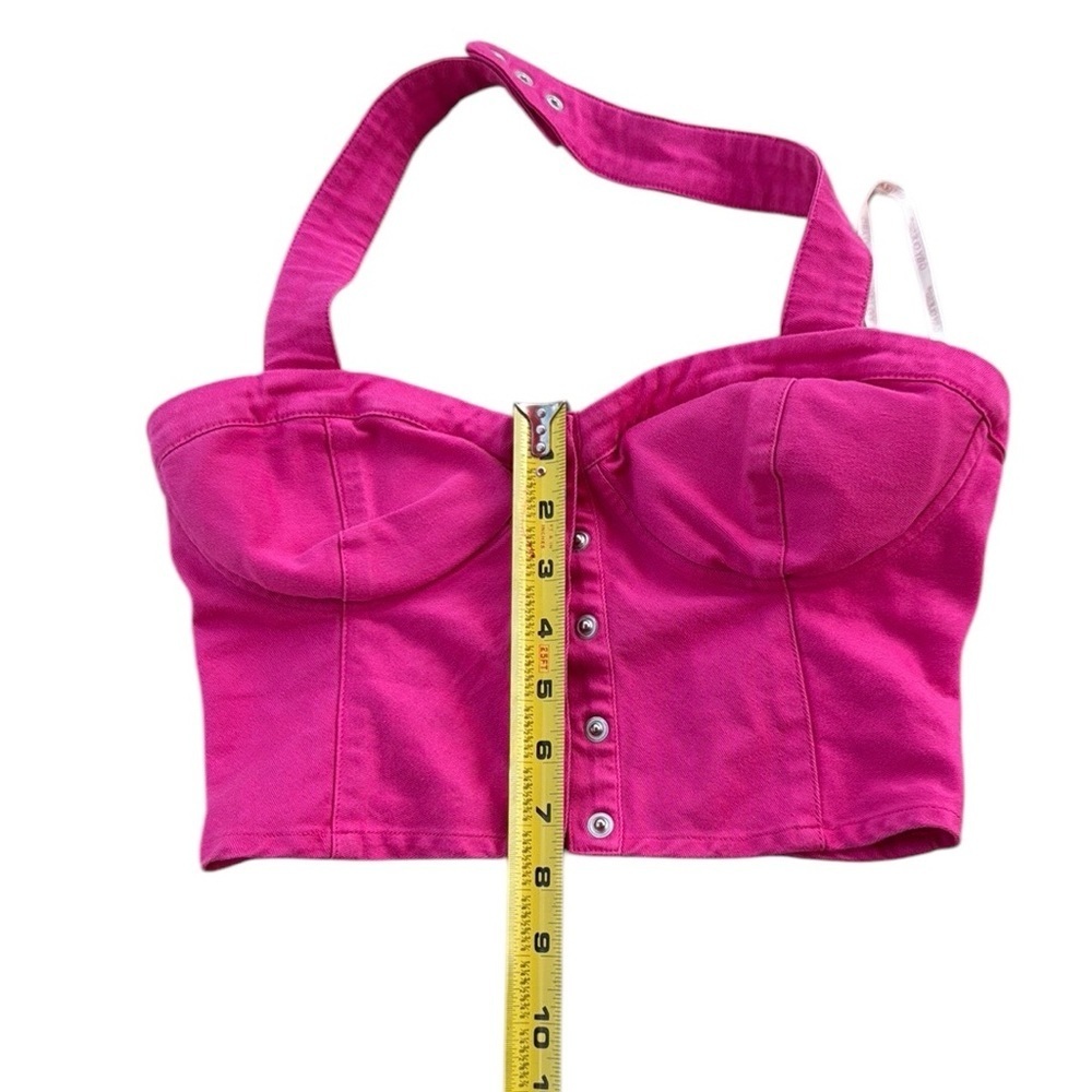 G by Guess . Pink Sleeveless Bustier Crop Top - Picture 4 of 10